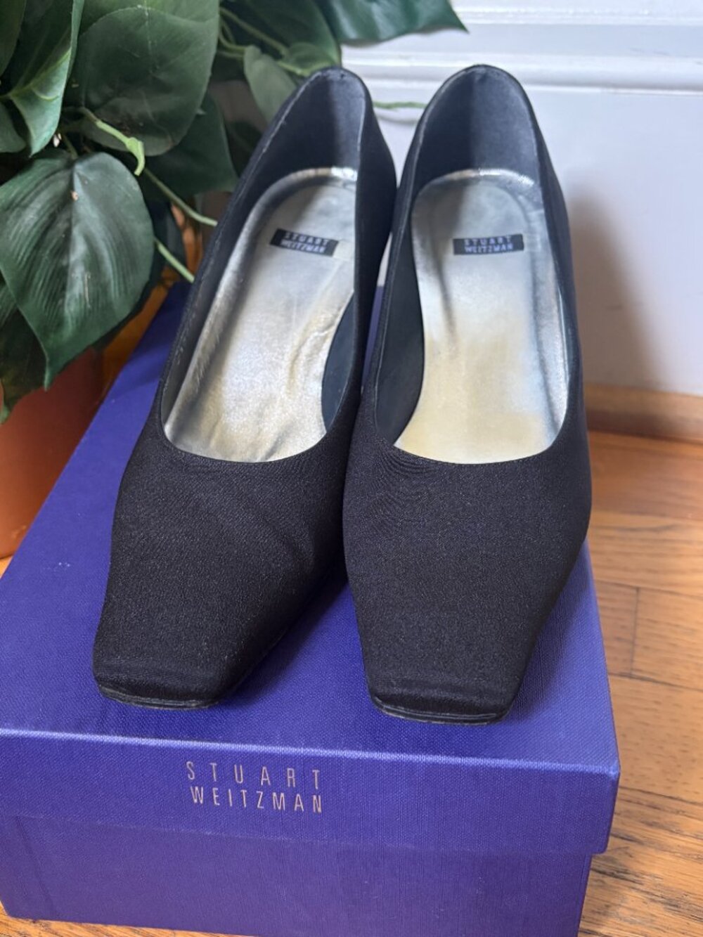 Stuart Weitzman vintage square toe pumps Black Size 8.5